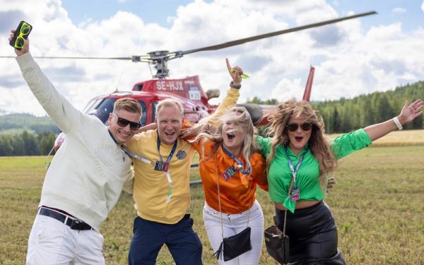 4 SS HELICOPTER VIP FRI and SAT