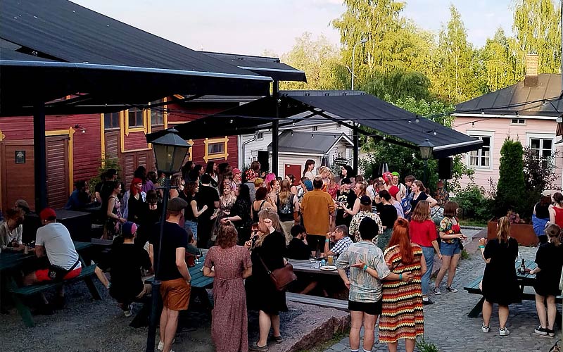 Oheistoimintaa ralleissa